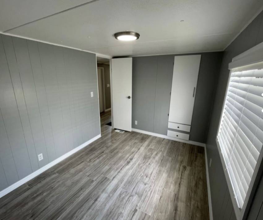 101 Woodside Lane a Winter Haven, FL Mobile or Manufactured Home for Sale